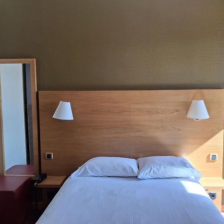 Hotel Tour Maje โรเดซ ภายนอก รูปภาพ