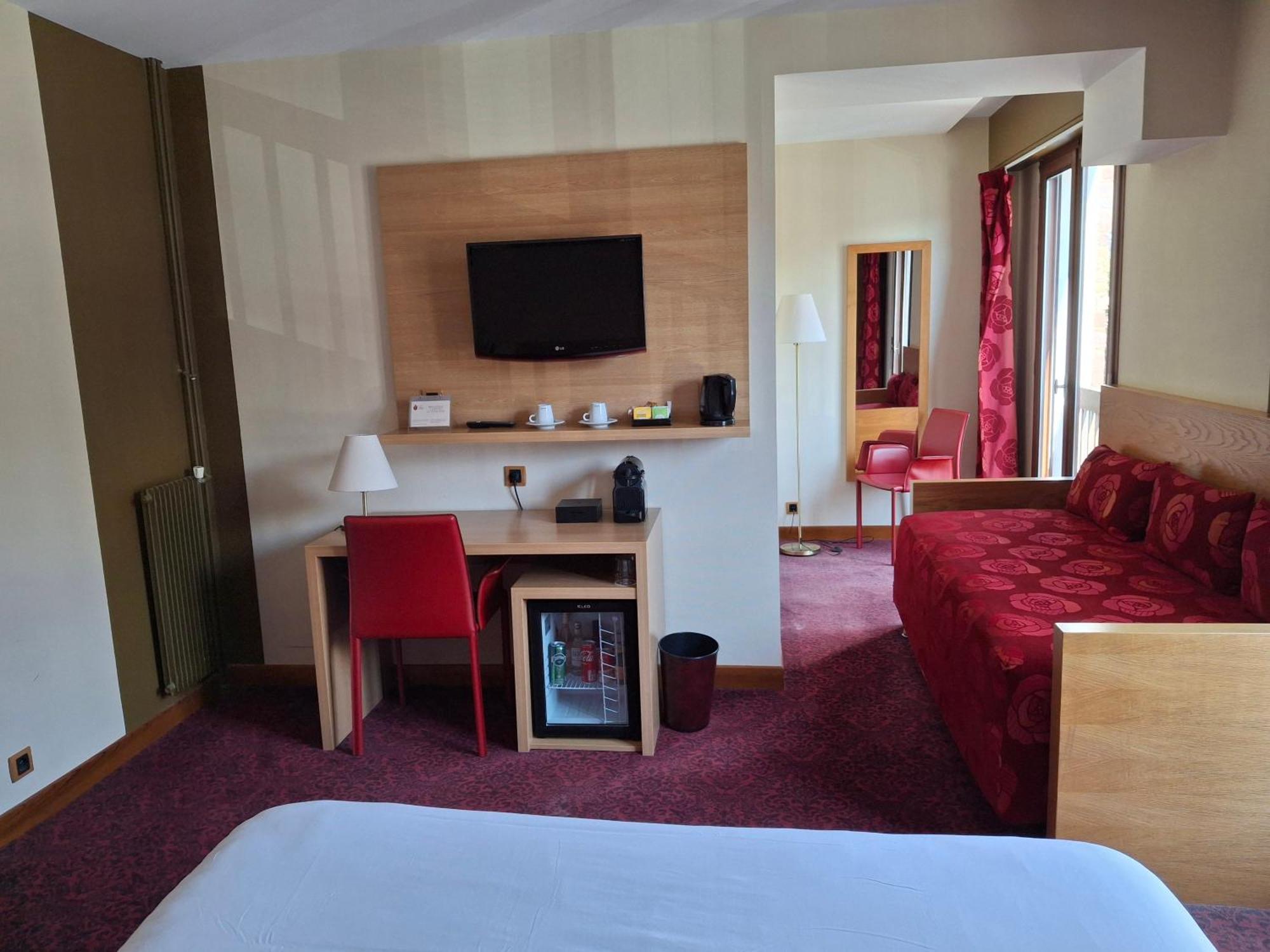 Hotel Tour Maje โรเดซ ภายนอก รูปภาพ