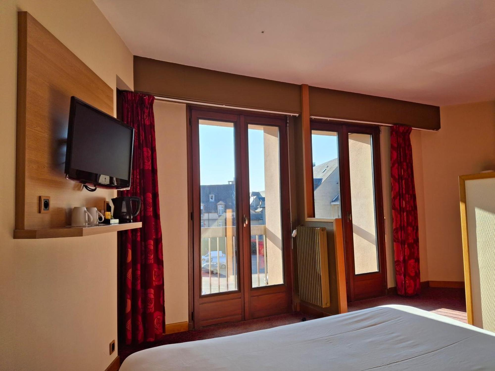 Hotel Tour Maje โรเดซ ภายนอก รูปภาพ