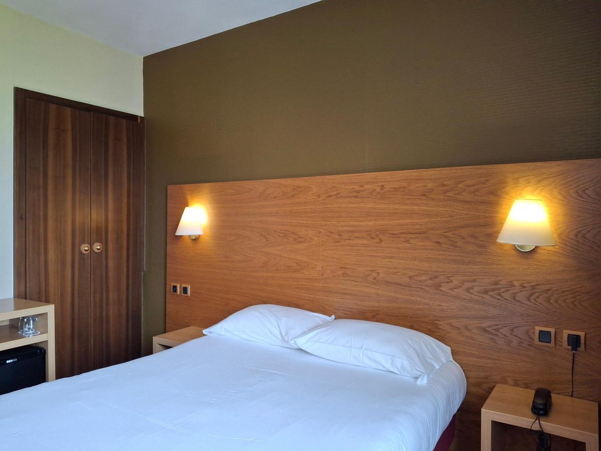 Hotel Tour Maje โรเดซ ภายนอก รูปภาพ
