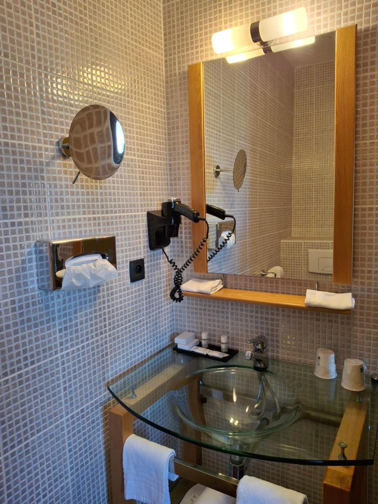 Hotel Tour Maje โรเดซ ภายนอก รูปภาพ