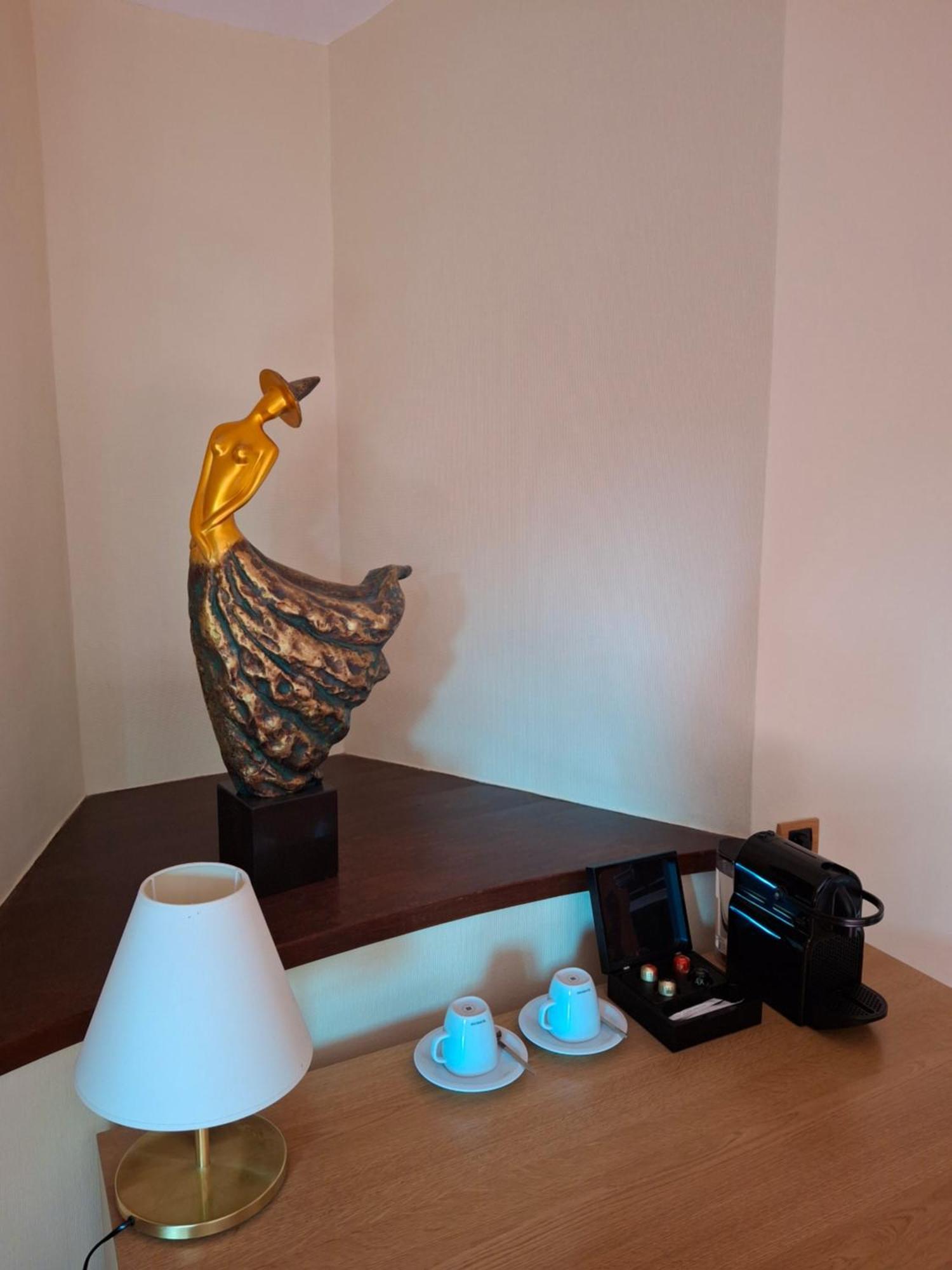 Hotel Tour Maje โรเดซ ภายนอก รูปภาพ