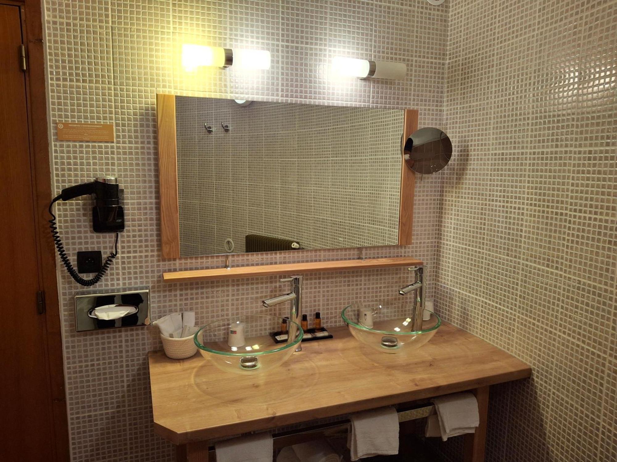 Hotel Tour Maje โรเดซ ภายนอก รูปภาพ
